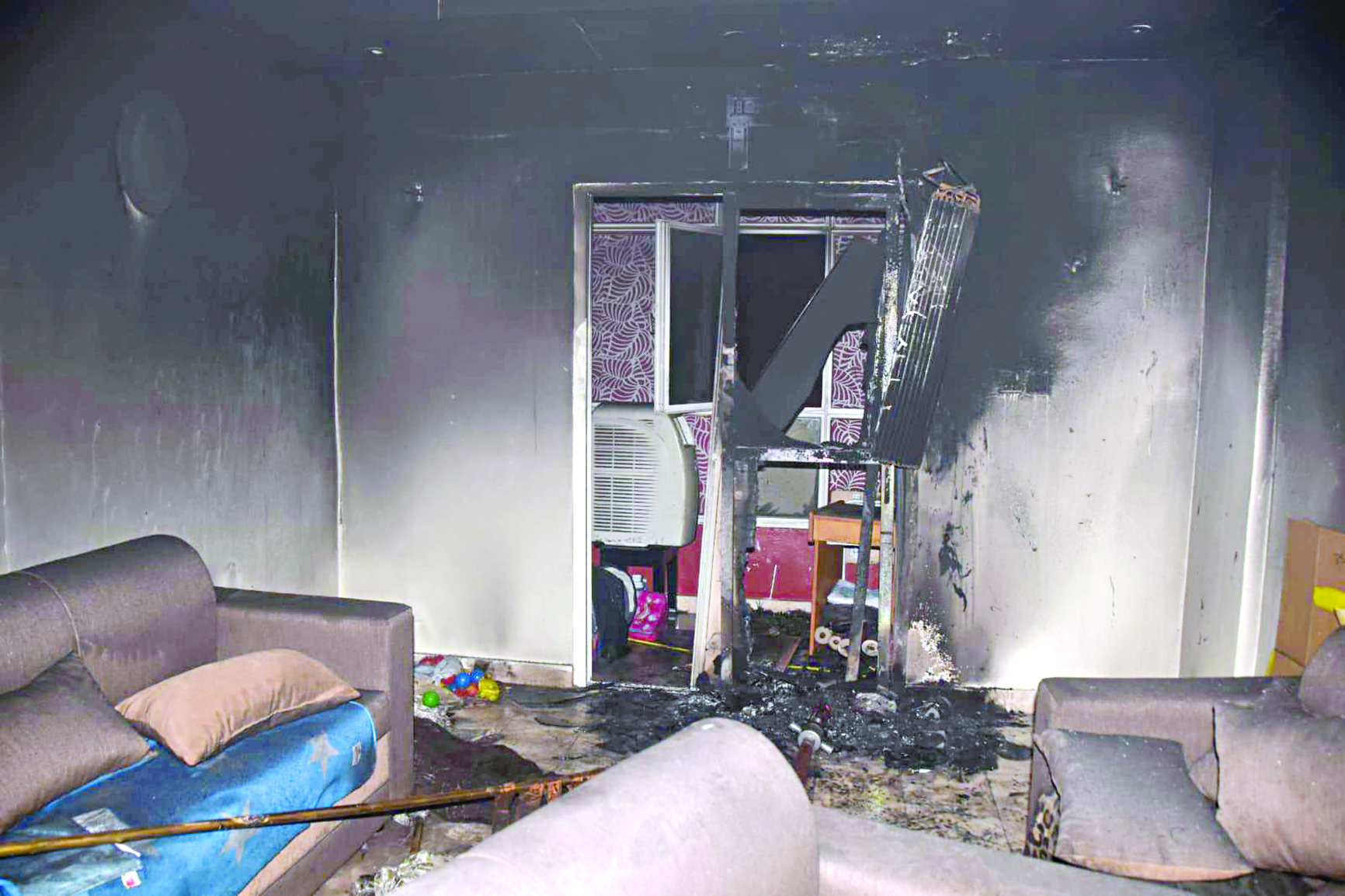 u0622u062bu0627u0631 u0627u0644u062du0631u064au0642 u0641u064a u0625u062du062fu0649 u0627u0644u0634u0642u0642