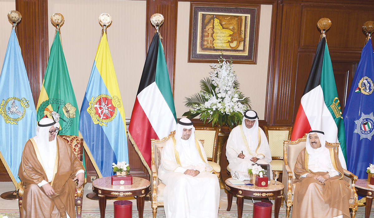 سمو الأمير مستقبلاً الصالح والمباركي