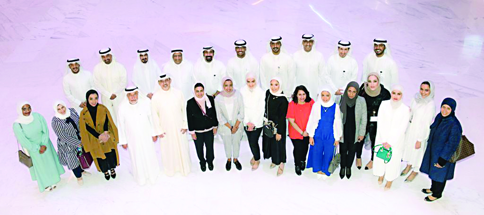 صورة جماعية للطبة 