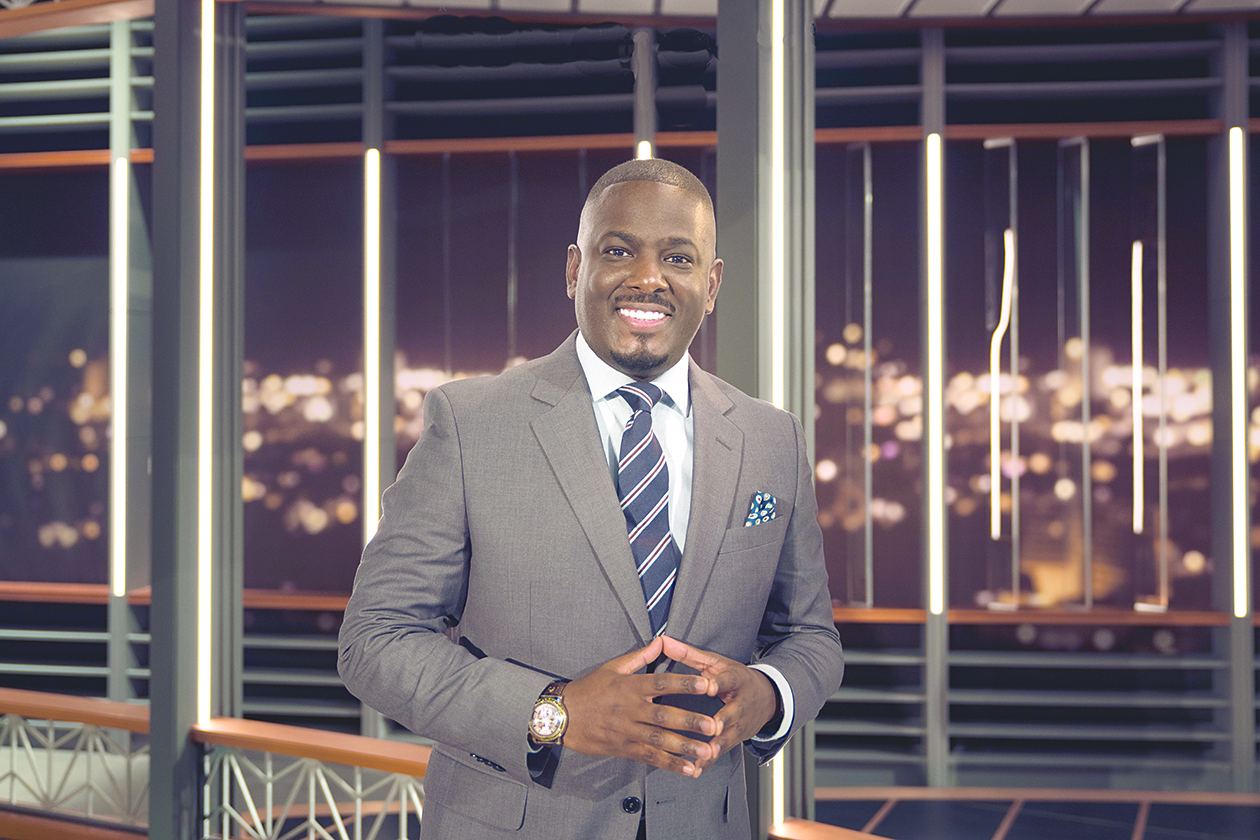 u0641u064au0635u0644 u0627u0644u0639u062cu0645u064a 