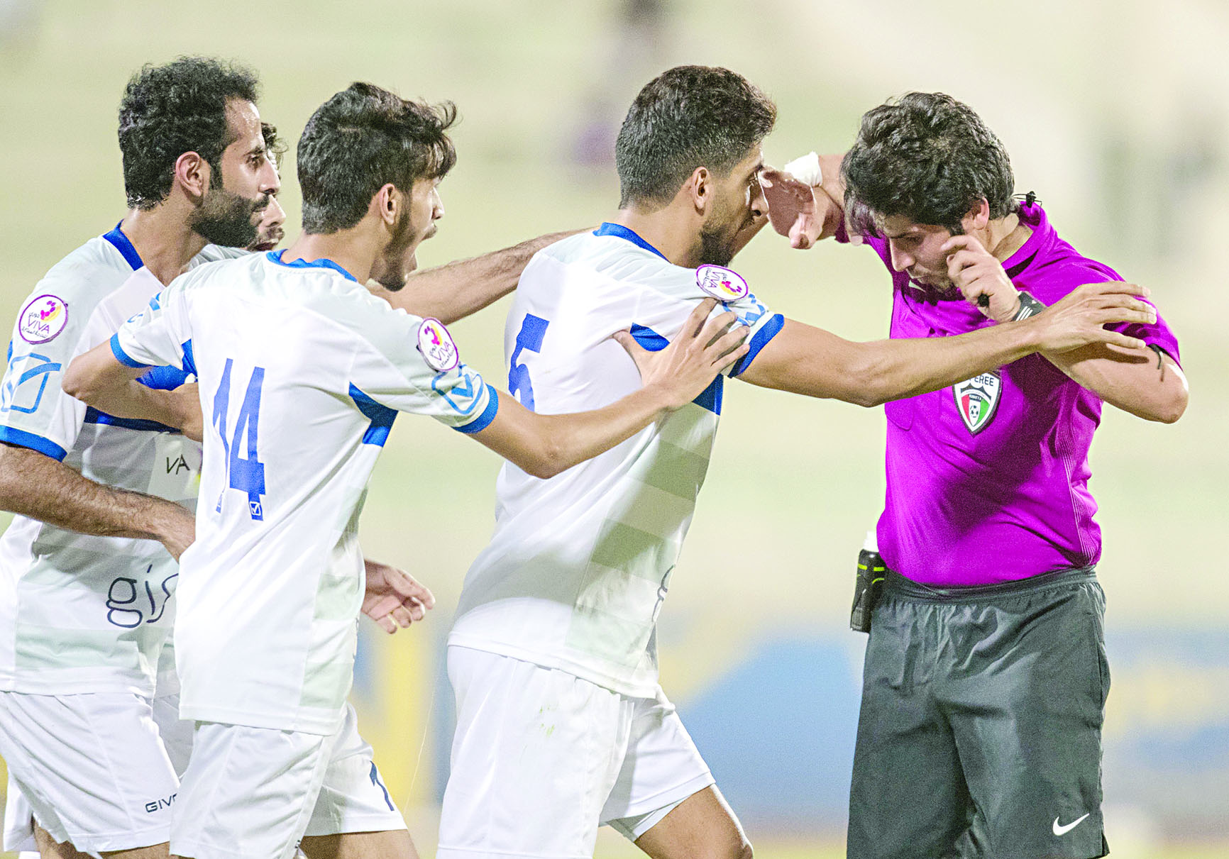 u0627u0639u062au0631u0627u0636 u0634u062fu064au062f u0645u0646 u0644u0627u0639u0628u064a u0627u0644u062cu0647u0631u0627u0621 u0639u0644u0649 u0627u0644u062du0643u0645 u0633u0639u062f u0627u0644u0641u0636u0644u064a