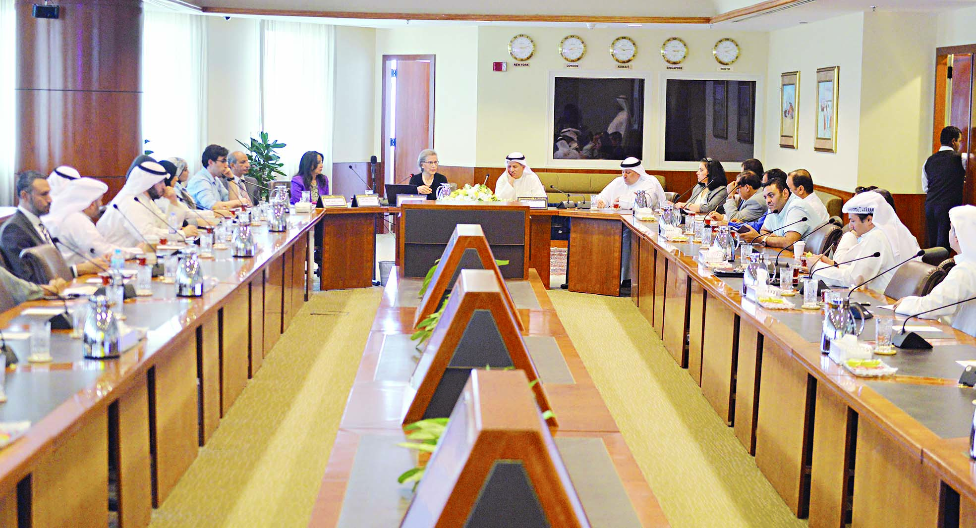 u062cu0627u0646u0628 u0645u0646 u0627u0644u0646u062fu0648u0629 t(u062au0635u0648u064au0631 u0623u0633u0639u062f u0639u0628u062fu0627u0644u0644u0647)