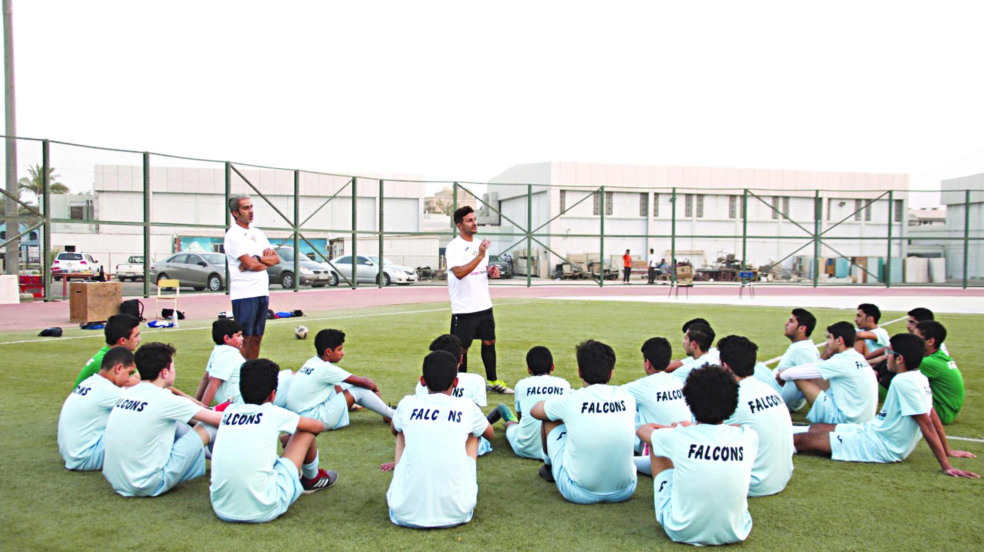 u062cu0627u0646u0628 u0645u0646 u0627u0644u062au062fu0631u064au0628u0627u062a u0641u064a u0623u0643u0627u062fu064au0645u064au0629 u00abu0641u0627u0644u0643u0648u0646u0632u00bb