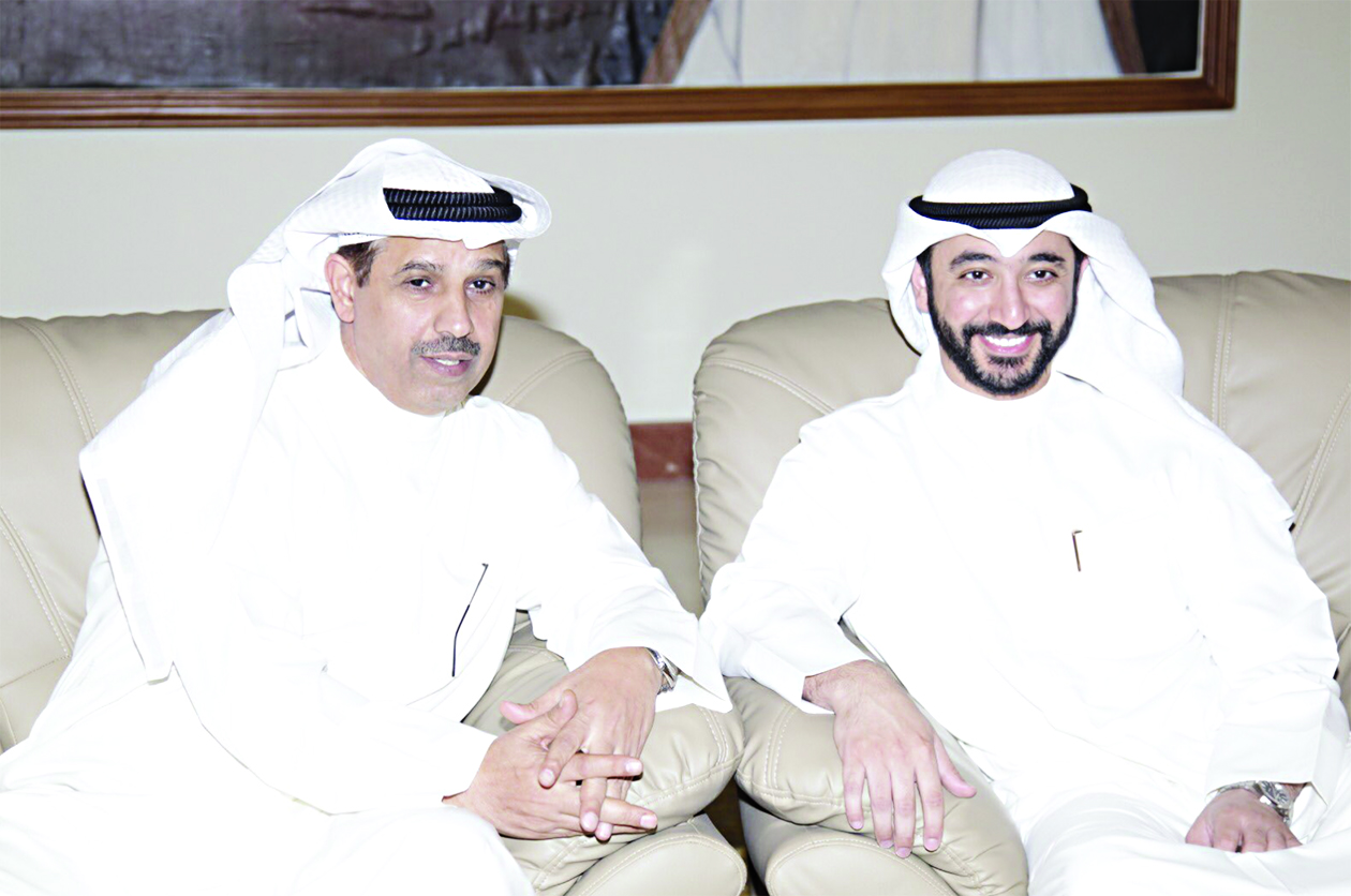 u0641u0644u064au0637u062d u0648u0627u0644u0645u0644u0627... u0641u064a u062cu0644u0633u0629 u0633u0627u0628u0642u0629 