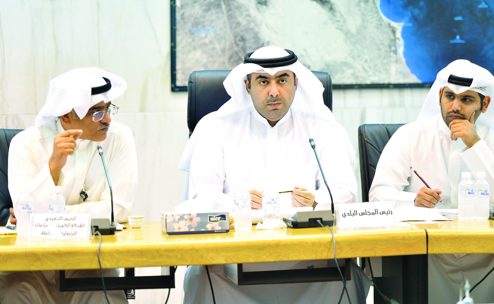 u0627u0644u0639u062au064au0628u064a (u0641u064a u0627u0644u0648u0633u0637) u062eu0644u0627u0644 u0645u062au0627u0628u0639u0629 u0627u0644u0639u0631u0636 u0627u0644u0645u0631u0626u064a u0641u064a u0627u0644u0645u062cu0644u0633 u0627u0644u0628u0644u062fu064a t(u062au0635u0648u064au0631 u0623u0633u0639u062f u0639u0628u062fu0627u0644u0644u0647)