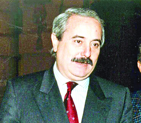 جيوفاني فالكوني