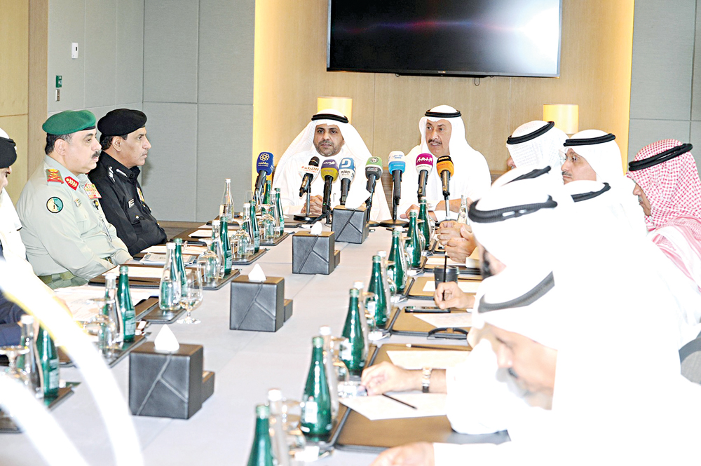 u0627u0644u0631u0648u0645u064a u0648u0627u0644u062cu0628u0631u064a u062eu0644u0627u0644 u0627u0644u0627u062cu062au0645u0627u0639 u0645u0639 u0627u0644u062cu0647u0627u062a u0627u0644u0645u0639u0646u064au0629