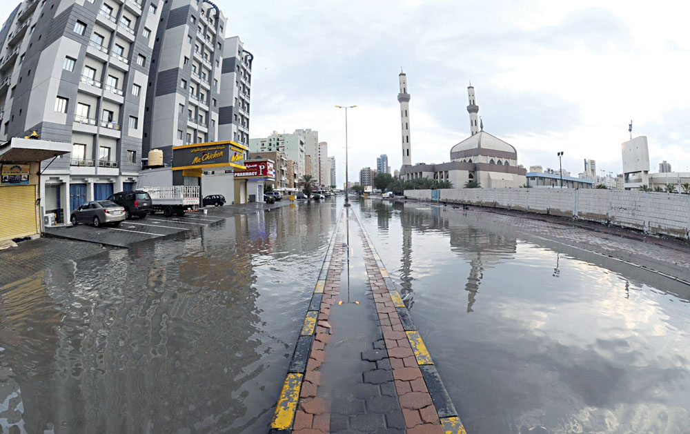 «بحيرة» في الاتجاهين 	                                                                                     (تصوير بسام زيدان)