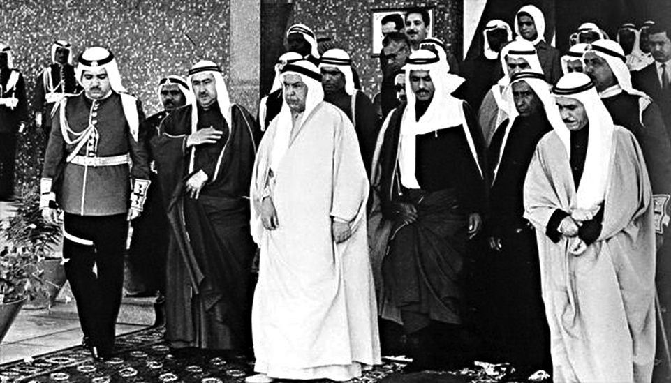  u0627u0644u0634u064au062e u0639u0628u062fu0627u0644u0644u0647 u0627u0644u0633u0627u0644u0645 u0644u062fu0649 u0648u0635u0648u0644u0647 u0627u0644u0645u062cu0644u0633 u0627u0644u062au0623u0633u064au0633u064a u0639u0627u0645 1962 