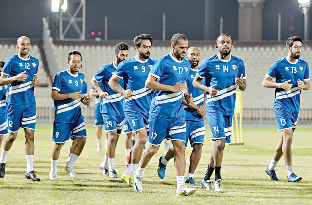 u00abu0627u0644u0623u0632u0631u0642u00bb u064au0648u0627u0635u0644 u0627u0633u062au0639u062fu0627u062fu0627u062au0647 u0644u0645u0648u0627u062cu0647u0629 u0627u0644u0628u062du0631u064au0646 u0648u0633u0648u0631u064au0629 