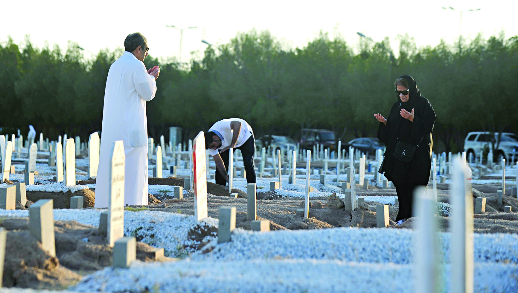 u0642u0631u0627u0621u0629 u0633u0648u0631u0629 u0627u0644u0641u0627u062au062du0629 u0639u0644u0649 u0623u0631u0648u0627u062d u0627u0644u0645u0648u062au0649 u0628u0639u062f u0627u0644u0645u0637u0631 t(u062au0635u0648u064au0631 u0633u0639u062f u0647u0646u062fu0627u0648u064a) 