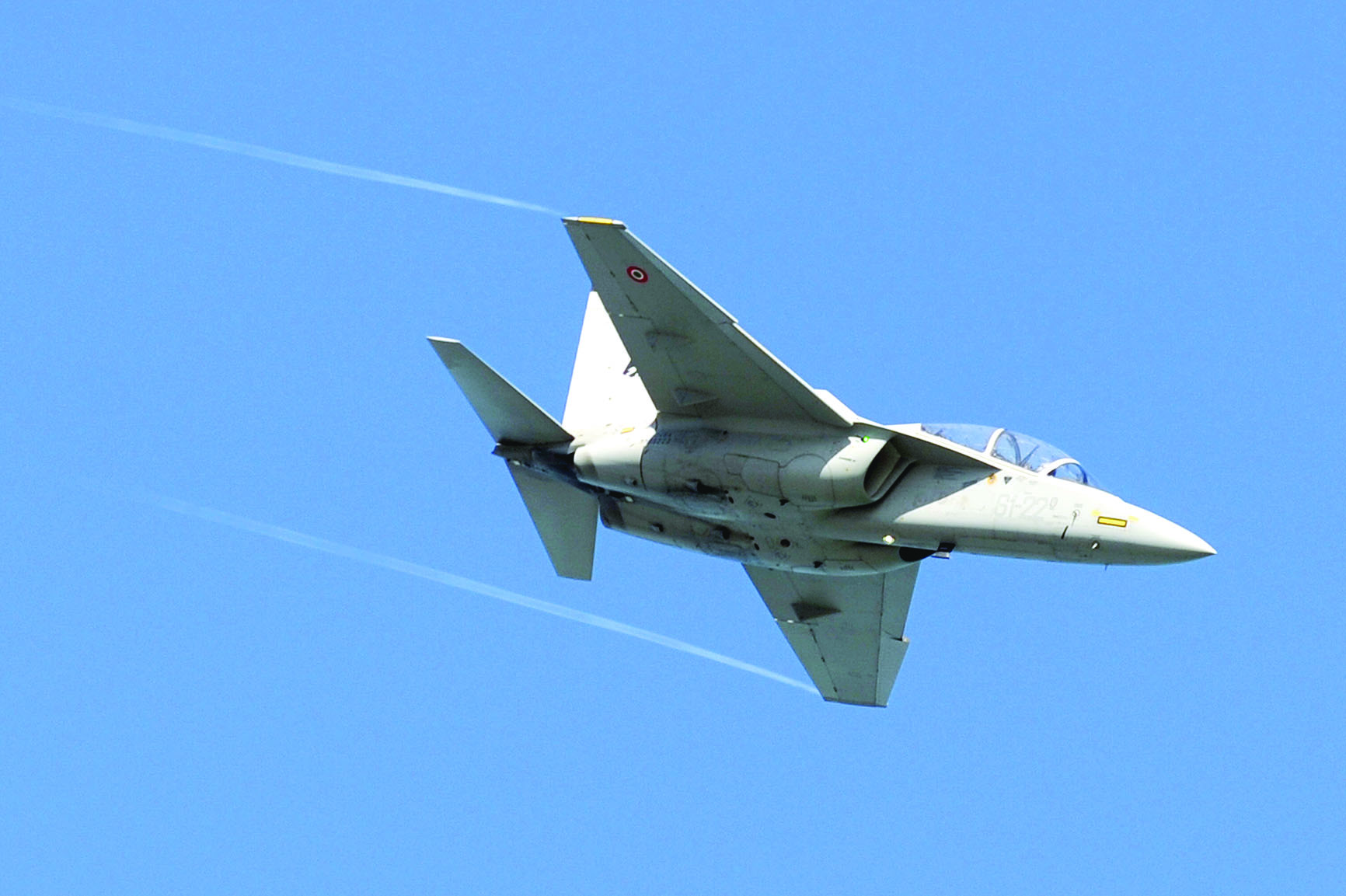 مقاتلة «يوروفايتر» تشارك في العرض  	  (تصوير بسام زيدان)