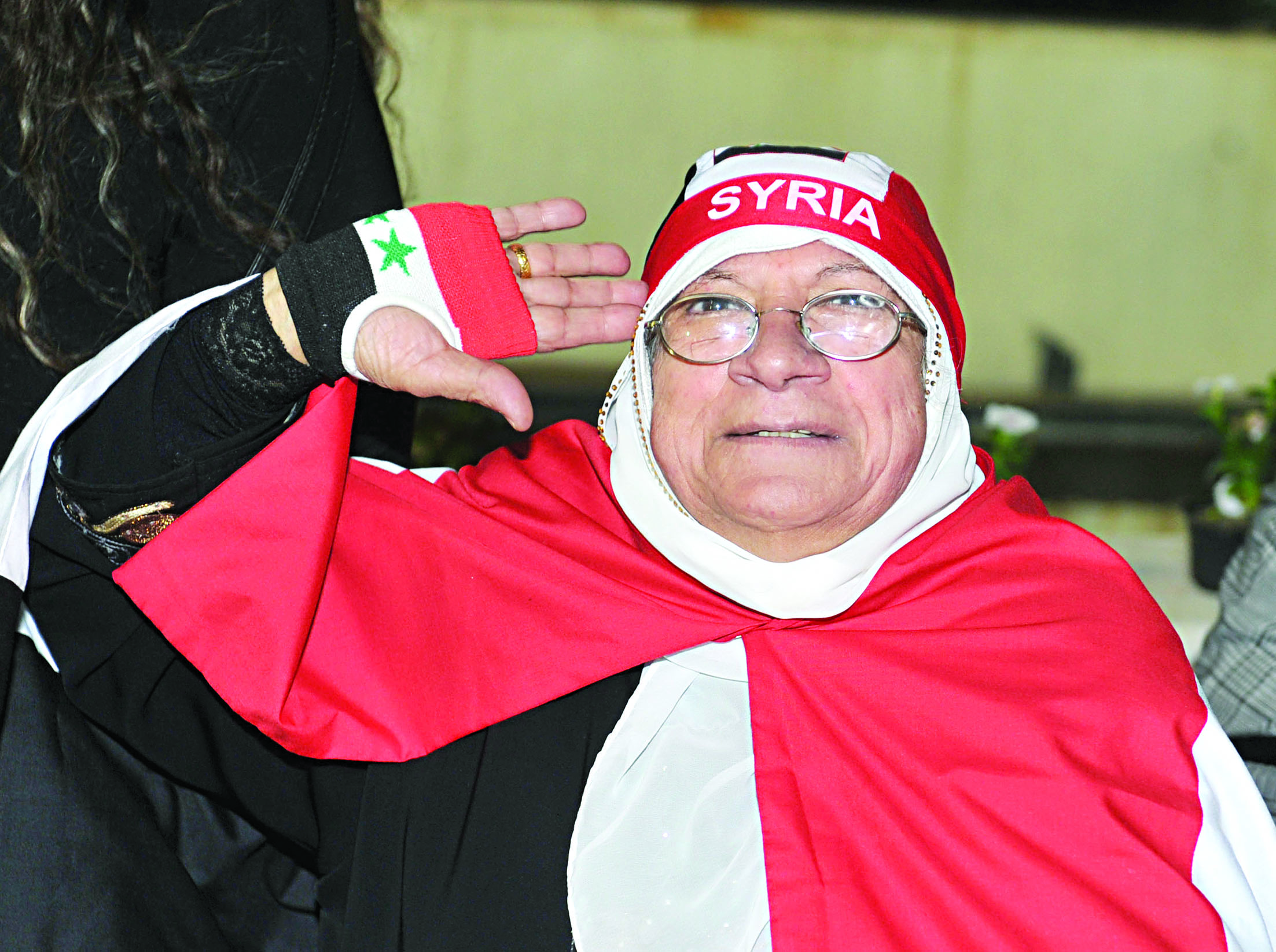 u0625u062du062fu0649 u0627u0644u0645u0634u0627u0631u0643u0627u062a u0641u064a u062du0641u0644 u0627u0644u0633u0641u0627u0631u0629 u0627u0644u0633u0648u0631u064au0629t (u062au0635u0648u064au0631 u0633u0639u062f u0647u0646u062fu0627u0648u064a)