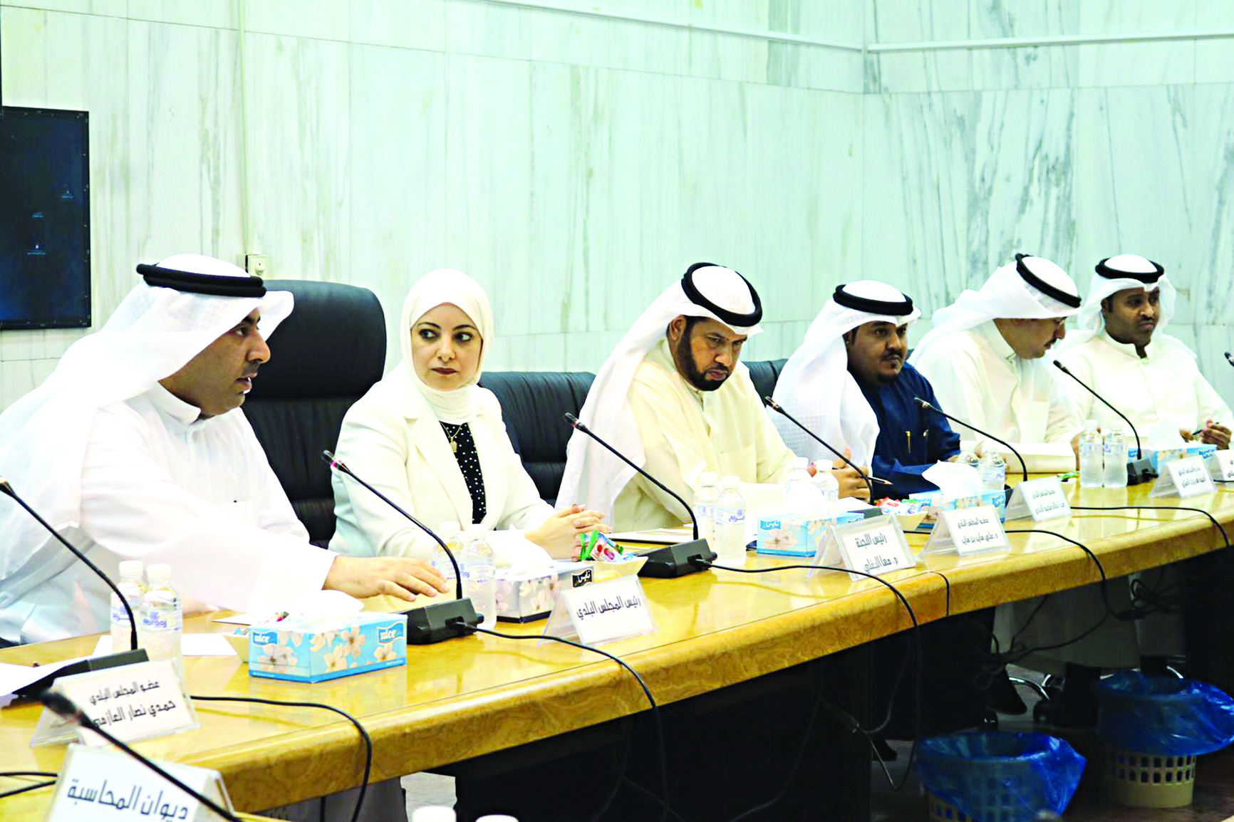 u0627u0644u0628u063au0644u064a u0645u062au0631u0626u0633u0629 u0648u0631u0634u0629 u0627u0644u0639u0645u0644 