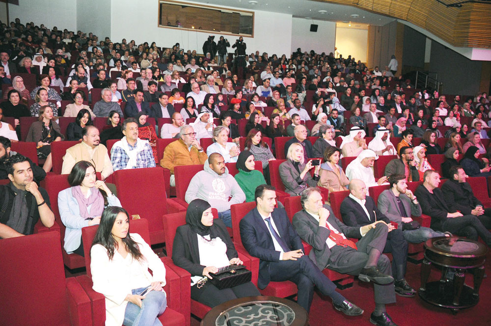 جمهور غفير 	(تصوير بسام زيدان)