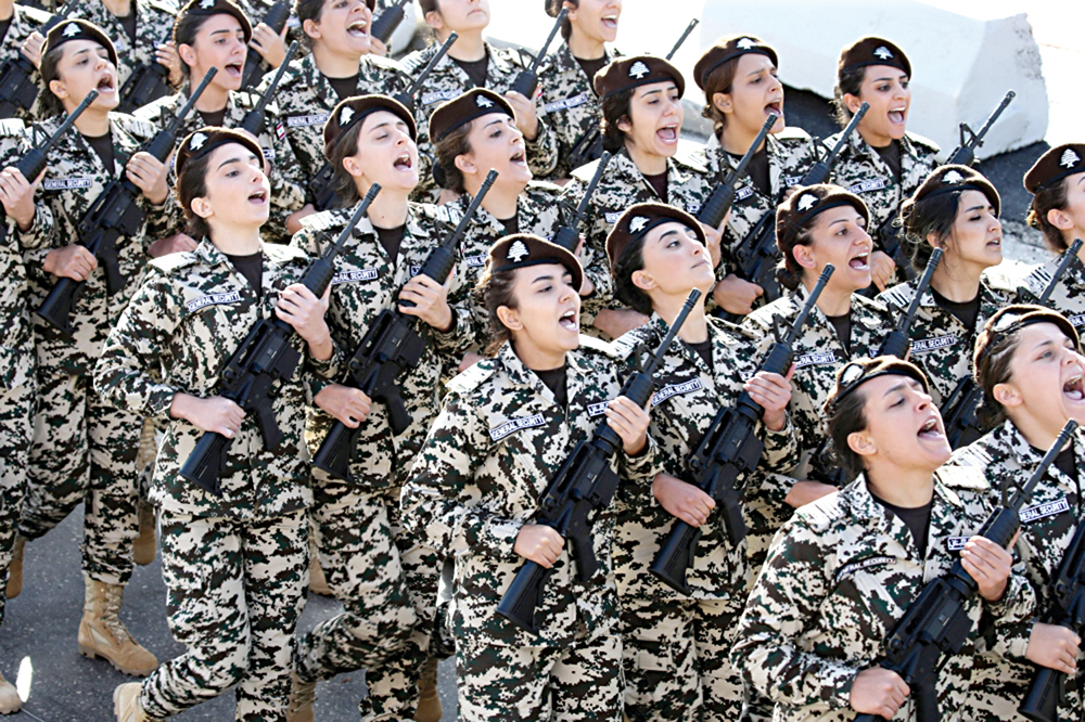 u0645u062cu0646u062fu0627u062a u0645u0646 u062cu0647u0627u0632 u0627u0644u0623u0645u0646 u0627u0644u0639u0627u0645 u062eu0644u0627u0644 u0627u0644u0639u0631u0636 u0627u0644u0639u0633u0643u0631u064a u0641u064a u0628u064au0631u0648u062a u0623u0645u0633  t  (u0627 u0641 u0628)