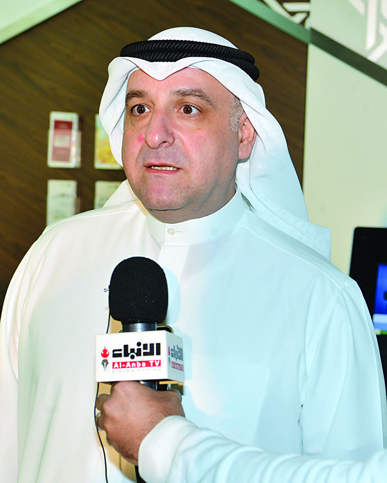 مندني متحدثاً