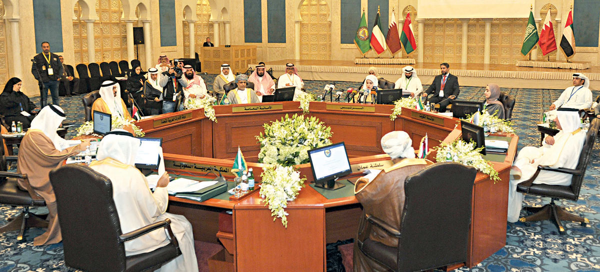 u0628u0648u0634u0647u0631u064a u062au0644u0642u064a u0643u0644u0645u062au0647u0627 u0641u064a u0627u0644u0627u062cu062au0645u0627u0639    t(u062au0635u0648u064au0631 u0633u0639u062f u0647u0646u062fu0627u0648u064a)