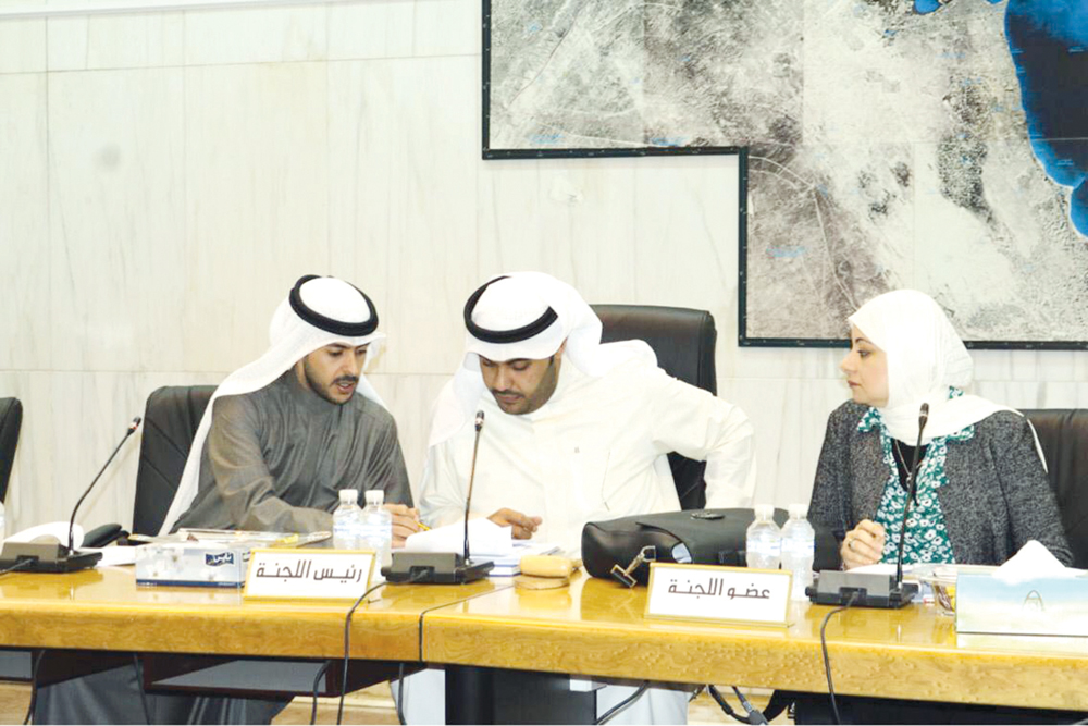 u0627u0644u0645u0639u062cu0644 u0645u062au0631u0626u0633u0627u064b u0627u062cu062au0645u0627u0639 u0627u0644u0644u062cu0646u0629 u0627u0644u0641u0646u064au0629 u0623u0645u0633 