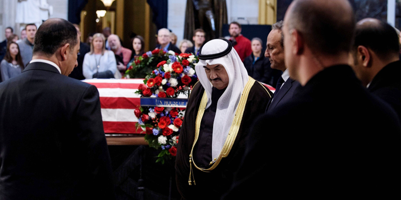 u0633u0645u0648 u0627u0644u0634u064au062e u0646u0627u0635u0631 u0627u0644u0645u062du0645u062f u064au0644u0642u064a u0627u0644u0646u0638u0631u0629 u0627u0644u0623u062eu064au0631u0629 u0639u0644u0649 u062cu062bu0645u0627u0646 u0628u0648u0634 u0627u0644u0623u0628 (u0623.u0641.u0628)