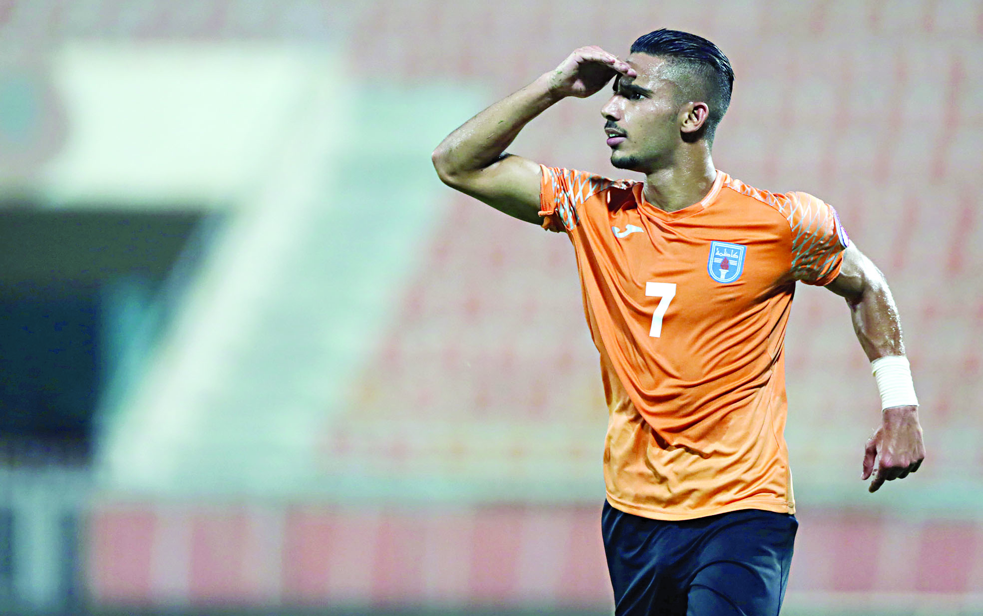 u0639u0645u0631 u0627u0644u062du0628u064au062au0631... u0623u0628u0631u0632 u0644u0627u0639u0628u064a u0643u0627u0638u0645u0629                          t   (u0627u0644u0623u0632u0631u0642 u062fu0648u062a u0643u0648u0645)