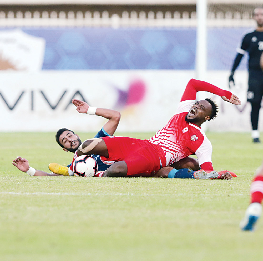 u0644u0627u0639u0628 u0627u0644u0635u0644u064au0628u062eu0627u062a u0627u0644u0639u0627u062cu064a u0623u062du0645u062f u062au064au062au064a u062au0639u0631u0636 u0644u0644u062eu0634u0648u0646u0629 u0641u064a u0644u0642u0627u0621 u0627u0644u0633u0627u0644u0645u064au0629           t     (u0627u0644u0623u0632u0631u0642 u062fu0648u062a u0643u0648u0645)