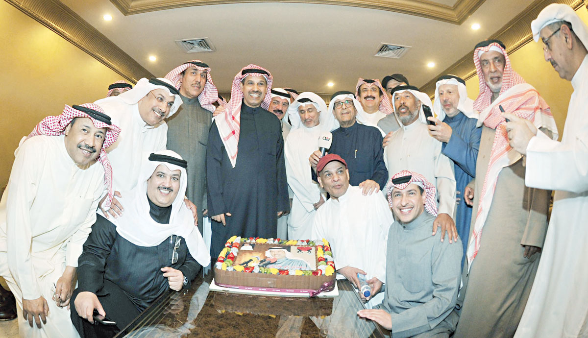 u00abu0643u064au0643u0629u00bb u0645u0642u062fu0645u0629 u0645u0646 u0627u0644u0630u0627u064au0631t                   (u062au0635u0648u064au0631 u0633u0639u062f u0647u0646u062fu0627u0648u064a)