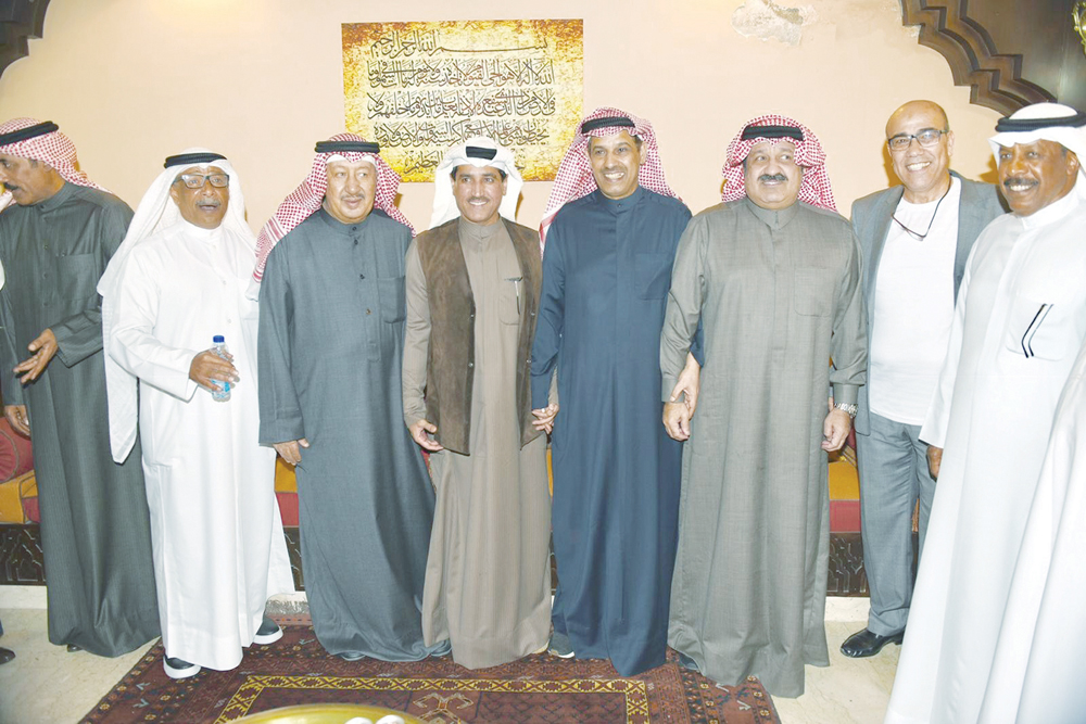 فليطح متوسّطاً اليوسف وخليل