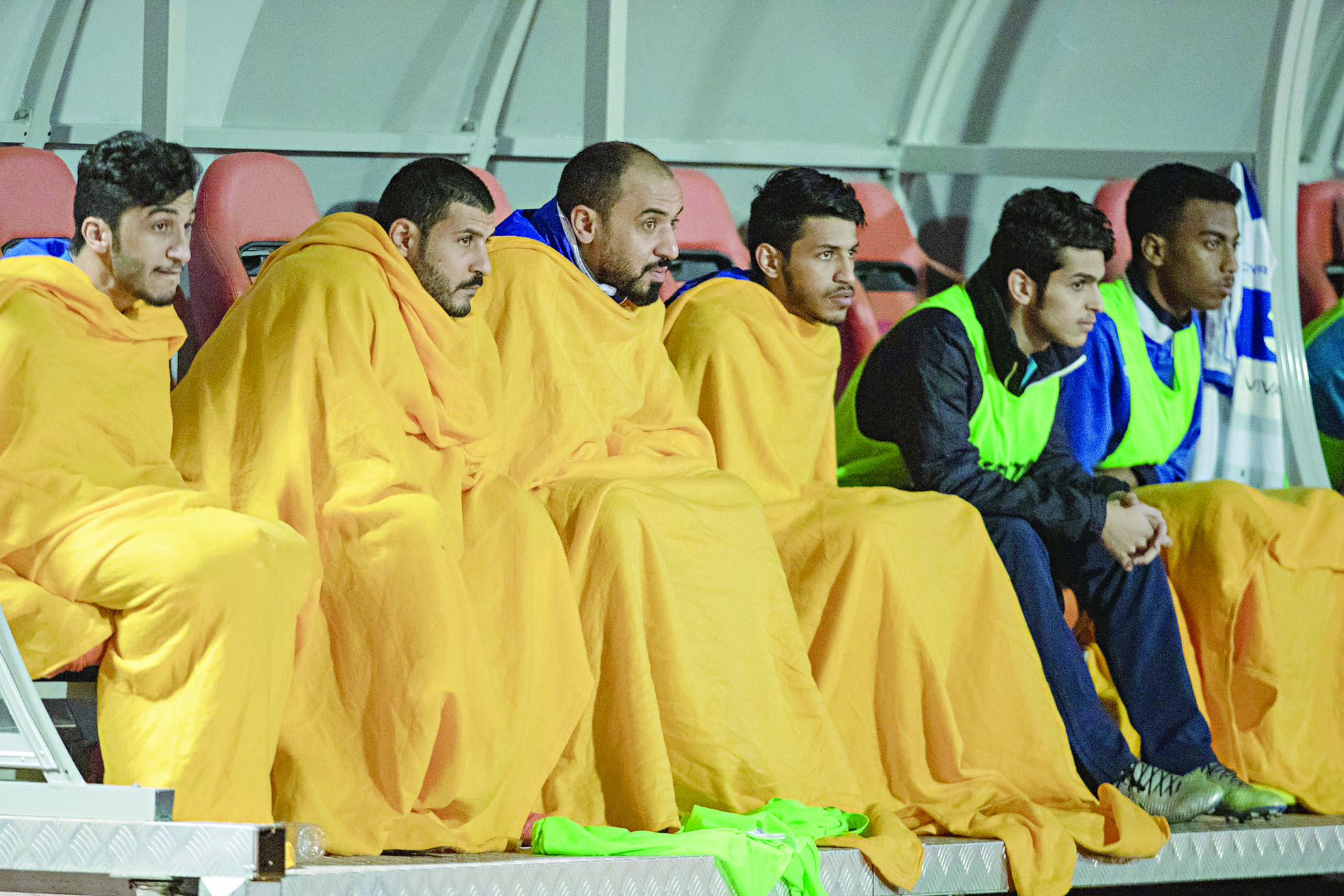 u00abu0628u0631u0648u062fu00bb... u0641u064a u0646u062au0627u0626u062c u0627u0644u062cu0647u0631u0627u0621                 t                             (u0627u0644u0623u0632u0631u0642 u062fu0648u062a u0643u0648u0645)