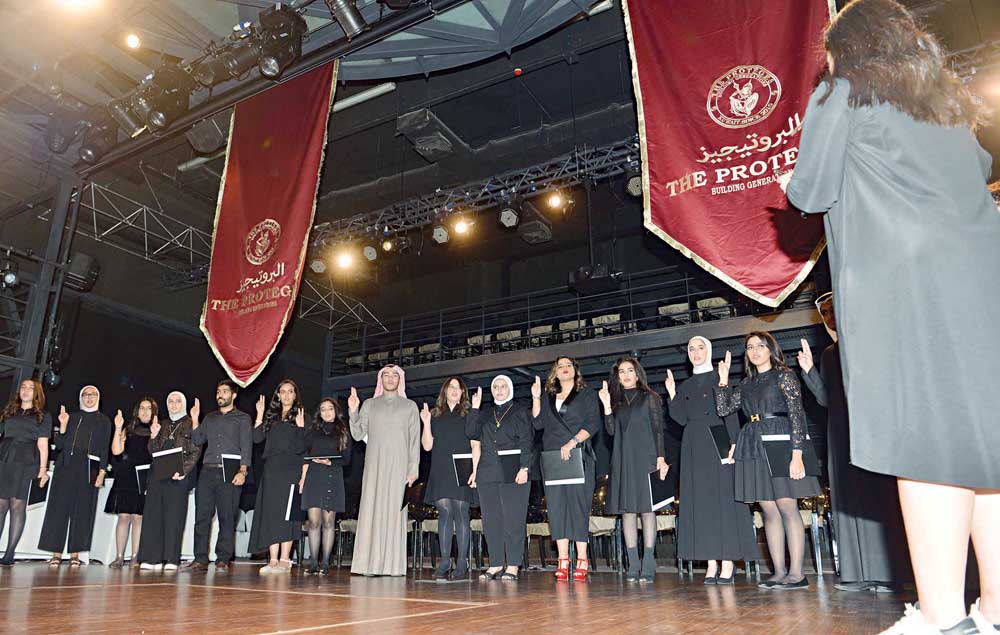 أداء القسم  	  (تصوير نايف العقلة)