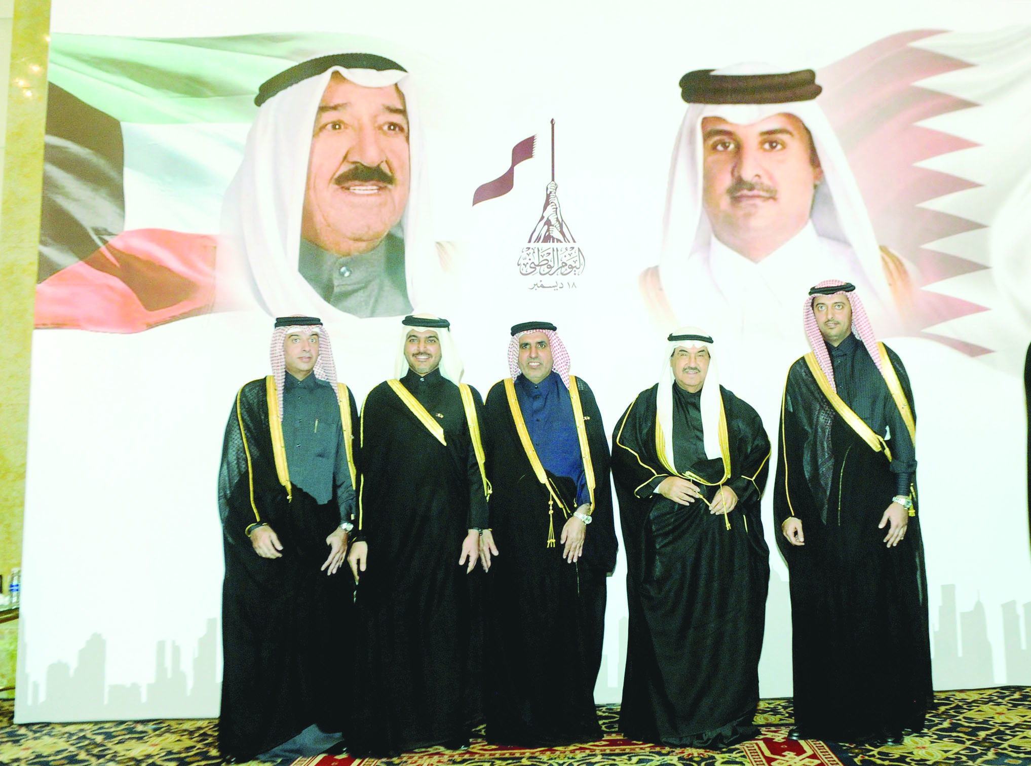 u0627u0644u0645u062du0645u062f u064au062au0648u0633u0637 u0627u0644u0633u0641u064au0631 u0648u0623u0639u0636u0627u0621 u0627u0644u0633u0641u0627u0631u0629                               t  (u062au0635u0648u064au0631 u0628u0633u0627u0645 u0632u064au062fu0627u0646)