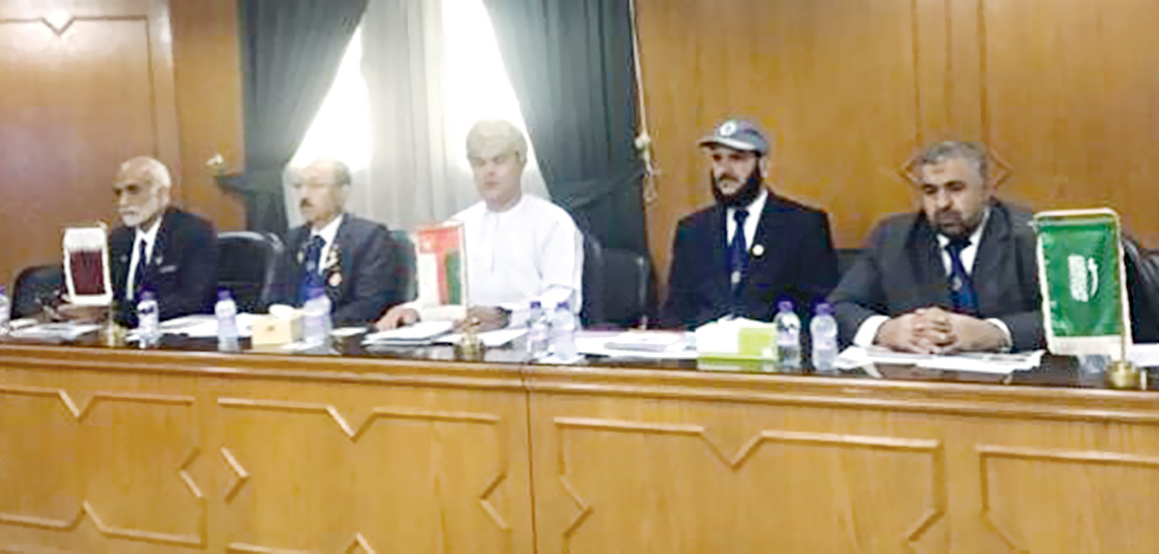  u062cu0627u0646u0628 u0645u0646 u0627u062cu062au0645u0627u0639 u0627u0644u0644u062cu0646u0629 