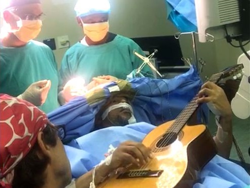 u0645u0627u0646u0632u064au0646u064a u0623u062bu0646u0627u0621 u0627u0644u062cu0631u0627u062du0629 (u0628u064a u0628u064a u0633u064a)