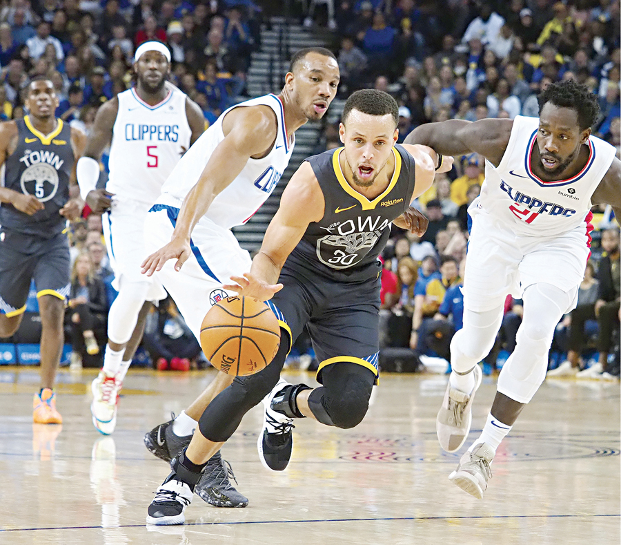 u0633u062au064au0641u0646 u0643u0648u0631u064a u062eu0644u0627u0644 u0627u0644u0645u0628u0627u0631u0627u0629 u0623u0645u0627u0645 u0644u0648u0633 u0623u0646u062cu0644u064au0633 u0643u0644u064au0628u064au0631u0632                                                 t            (u0631u0648u064au062au0631u0632)