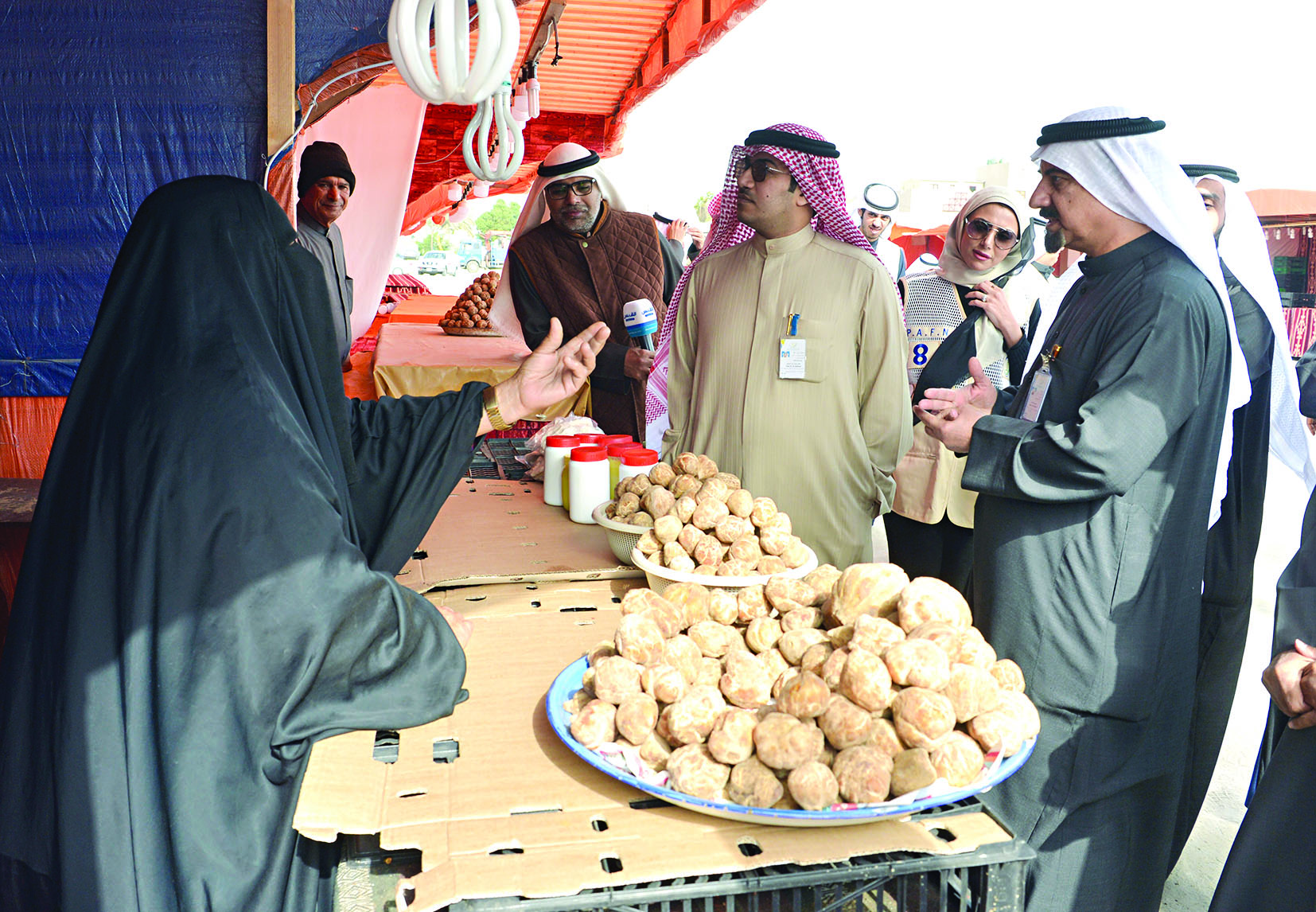 الكندري في جولة على سوق الفقع 