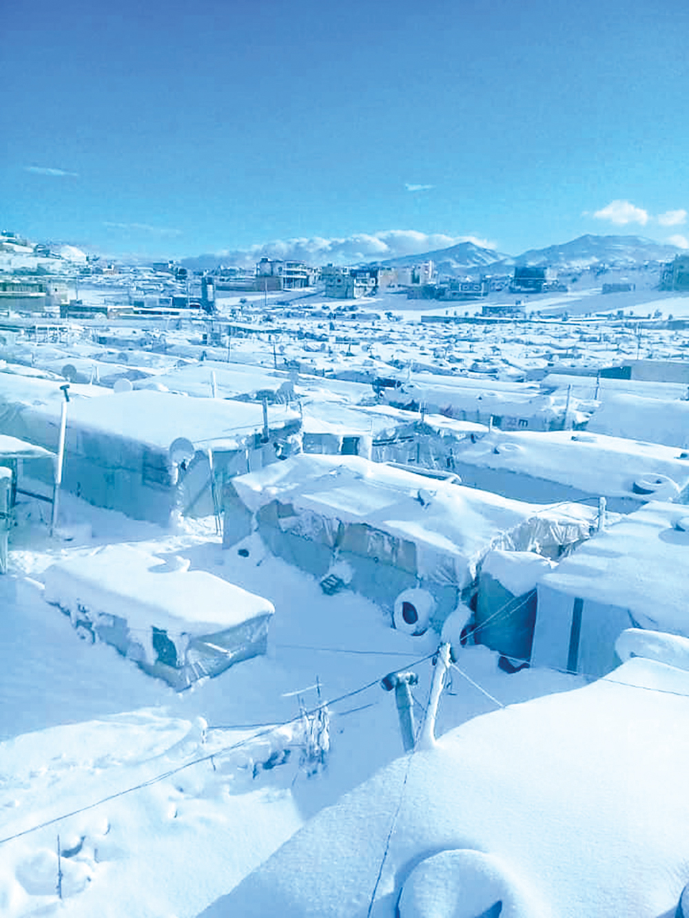 u0645u062eu064au0645 u0641u064a u0639u0631u0633u0627u0644 u063au0645u0631u062au0647 u0627u0644u062bu0644u0648u062c