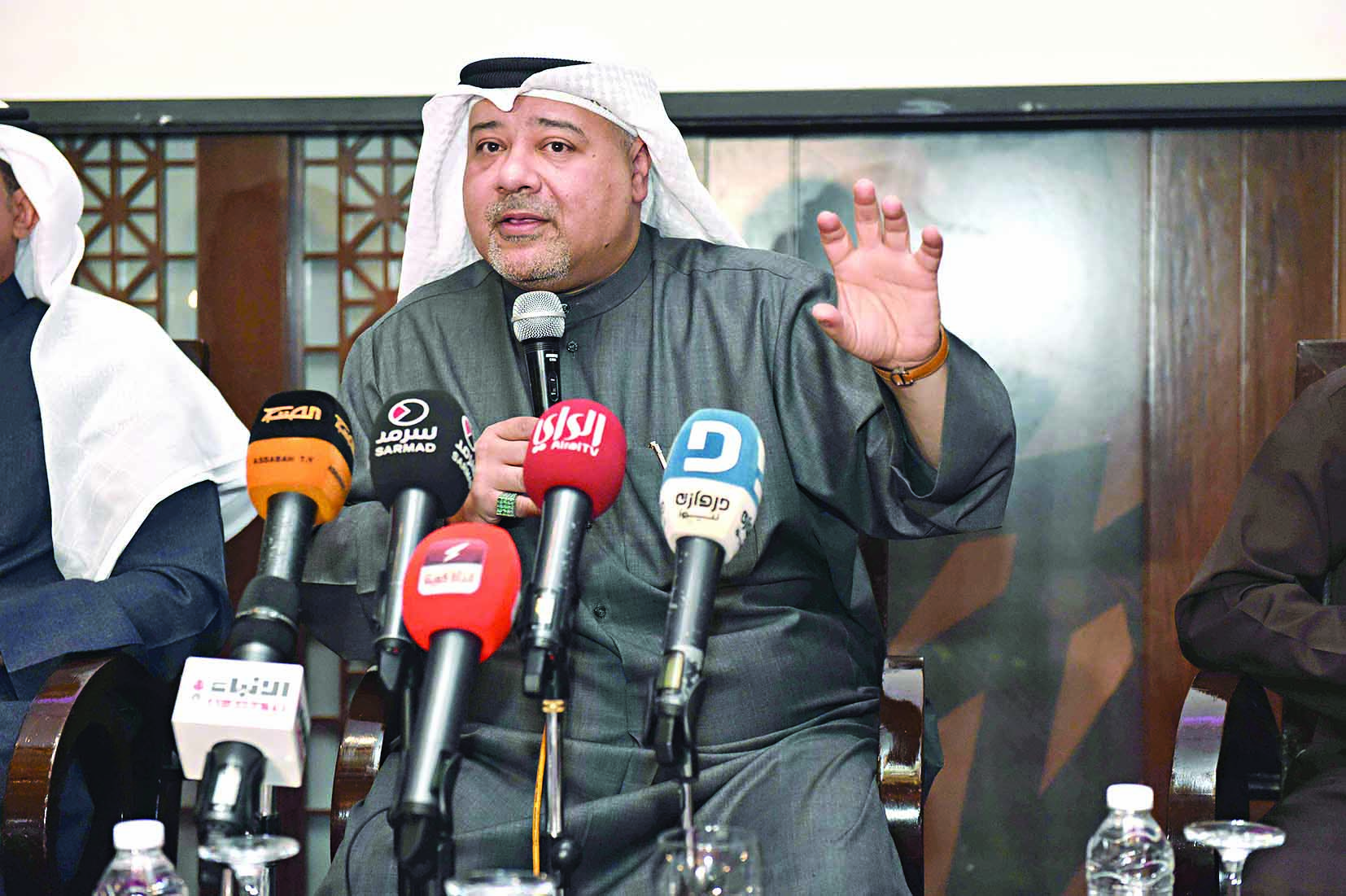 u0645u0647u062fu064a u0645u062au062du062fu062bu0627u064b u0641u064a u0627u0644u0645u0644u062au0642u0649