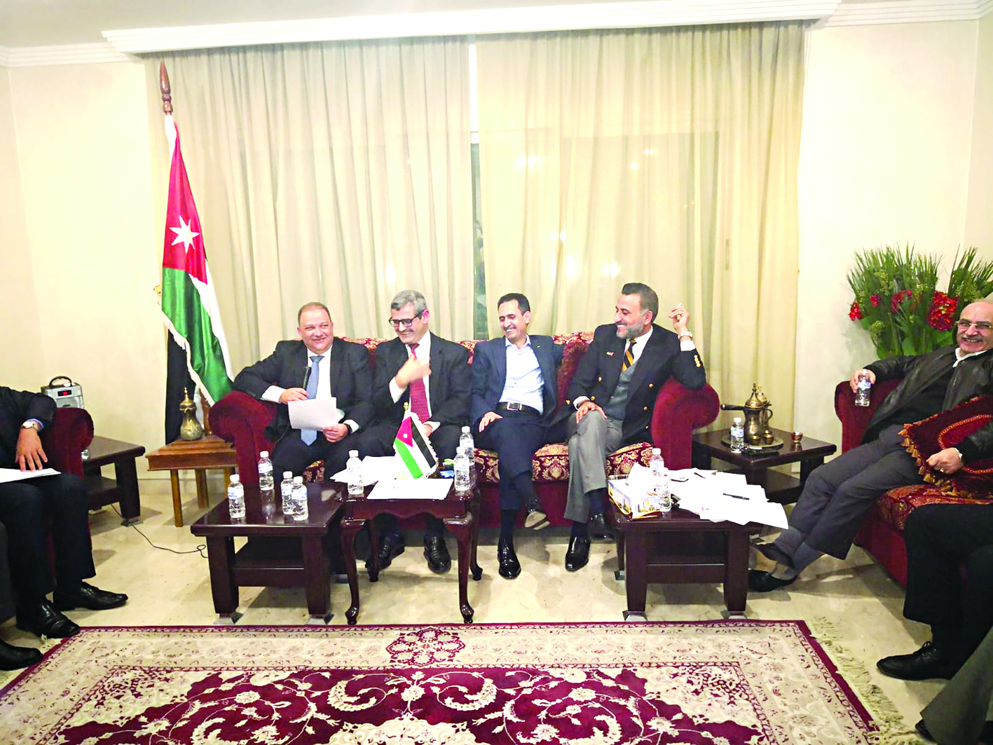 u0623u0628u0648 u0634u062au0627u0644 u064au062au0648u0633u0637 u0627u0644u0639u0628u062fu0627u0644u0644u0647 u0648u0627u0644u0634u0631u0645u0627u0646 u0648u0623u0645u064au0646 u0627u0644u0633u0631 u0645u0646u0635u0648u0631 u0643u0645u0627u0644