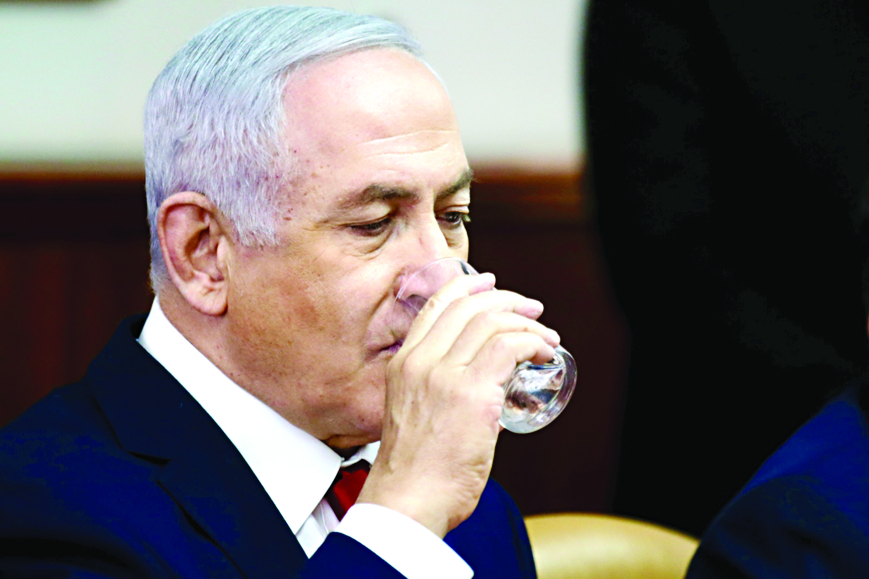 u0646u062au0646u064au0627u0647u0648 u062eu0644u0627u0644 u0627u0644u0627u062cu062au0645u0627u0639 u0627u0644u062du0643u0648u0645u064a u0623u0645u0633t (u0631u0648u064au062au0631u0632)