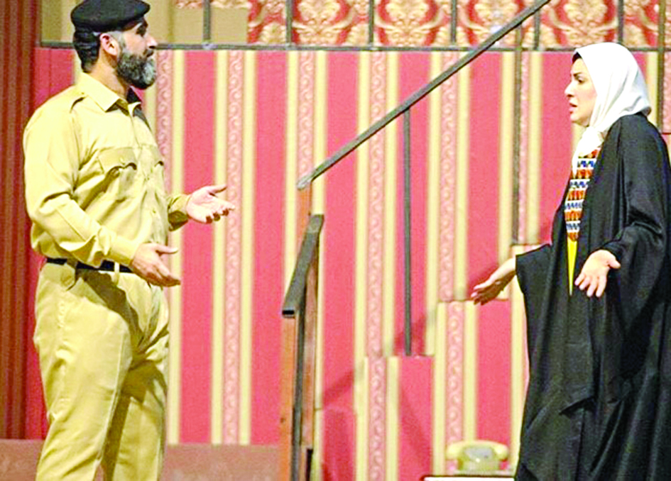 أحمد إيراج وهبة الدري في «التابعة» 