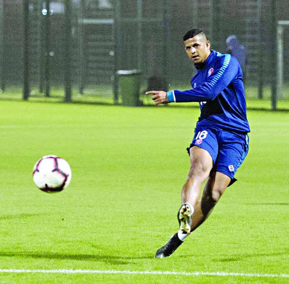 u00abu0644u0648u0643u0627u0648u00bb u062eu0644u0627u0644 u062au062fu0631u064au0628u0627u062a u00abu0627u0644u0623u0628u064au0636u00bb u0641u064a u0645u0639u0633u0643u0631 u0627u0644u062fu0648u062du0629   t   (u0627u0644u0645u0631u0643u0632 u0627u0644u0625u0639u0644u0627u0645u064a u0644u0646u0627u062fu064a u0627u0644u0643u0648u064au062a)