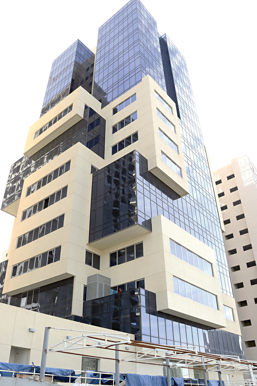 مستشفى واره في الكويت	 	(تصوير أسعد عبدالله)