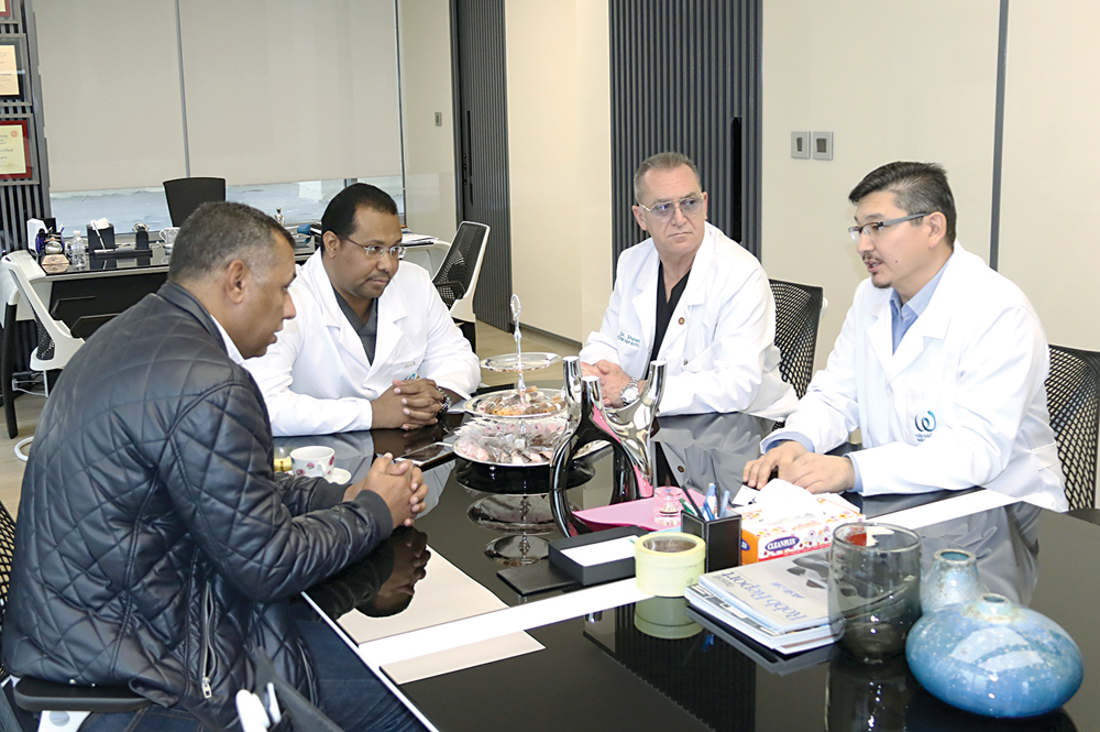 u0627u0633u062au0634u0627u0631u064au0648 u0627u0644u0645u0633u062au0634u0641u0649 u064au062au062du062fu062bu0648u0646 u0644u0644u0632u0645u064au0644 u0639u0645u0631 u0627u0644u0639u0644u0627u0633