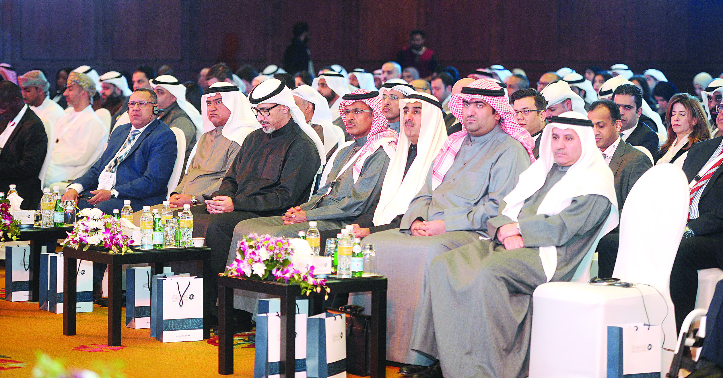 u0627u0644u0631u0648u0636u0627u0646 u0648u0643u0628u0627u0631 u0627u0644u062du0636u0648u0631 u0641u064a u0627u0644u0645u0624u062au0645u0631 t(u062au0635u0648u064au0631 u0628u0633u0627u0645 u0632u064au062fu0627u0646)