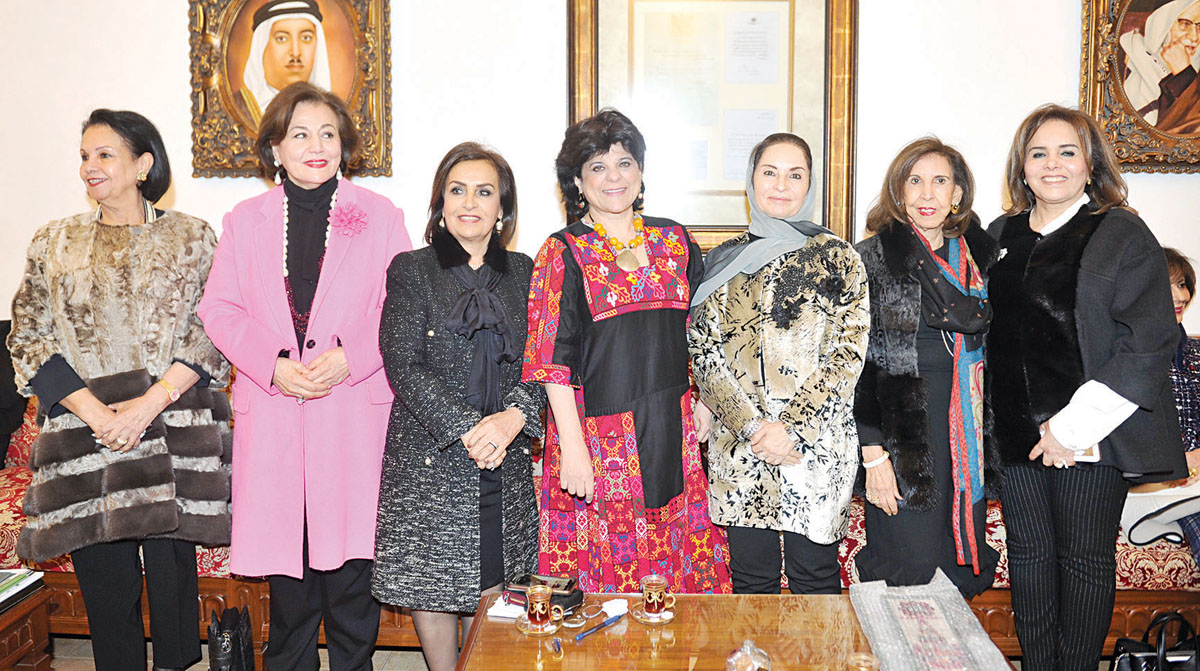 u0632u0639u064au062au0631 u0648u0627u0644u0645u0644u0627 u0648u0645u0634u0627u0631u0643u0627u062a u0641u064a u0627u0644u0644u0642u0627u0621t (u062au0635u0648u064au0631 u0633u0639u062f u0647u0646u062fu0627u0648u064a)