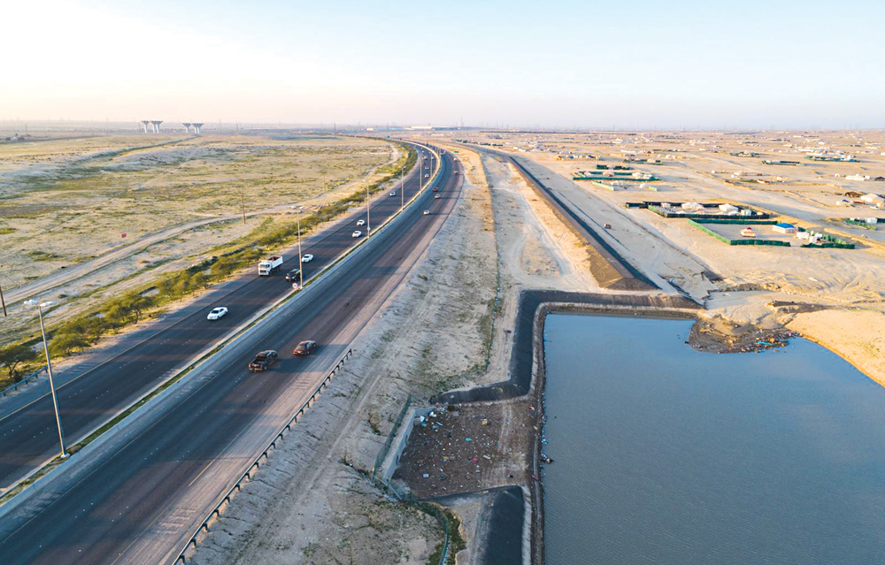 ممنوع الاقتراب من منطقة الحدود الكويتية - السعودية