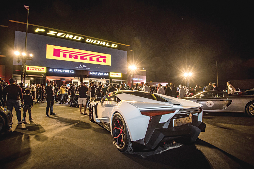 متجر «بيريللي» في دبي