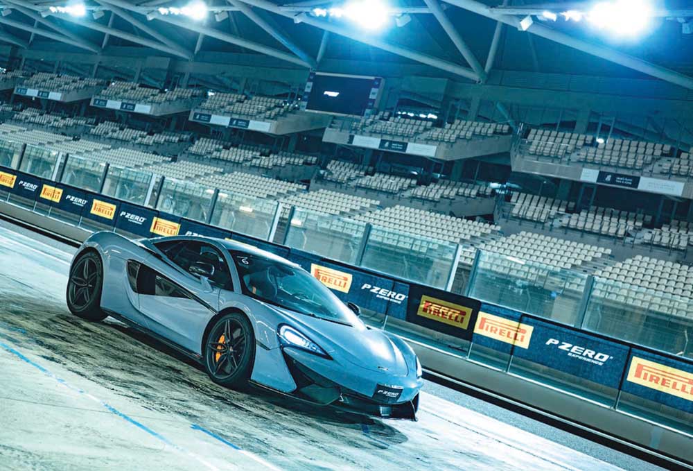 انسيابية على الطريق