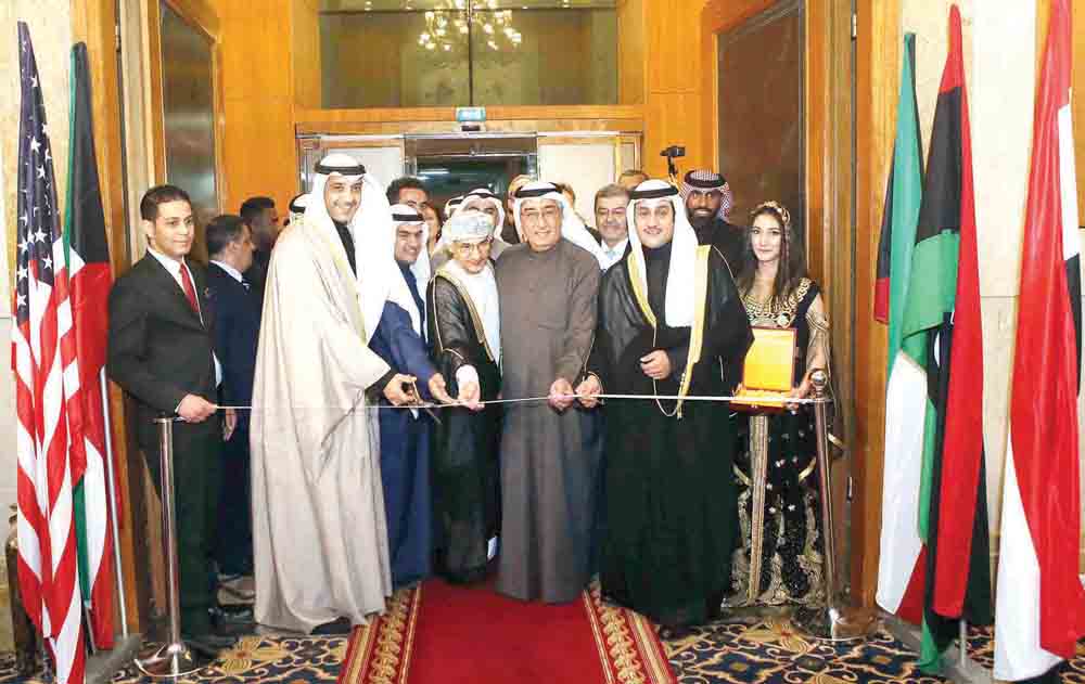 u0642u0635 u0634u0631u064au0637 u0627u0641u062au062au0627u062d u0627u0644u0645u0639u0631u0636 t(u062au0635u0648u064au0631 u0633u0639u062f u0647u0646u062fu0627u0648u064a)