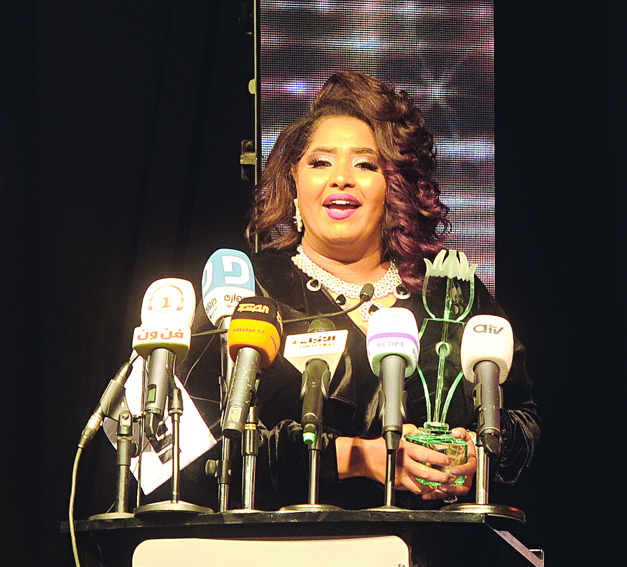 هيا الشعيبي 